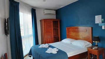 Habitación superior | 1 dormitorio, ropa de cama de alta calidad, edredones de plumas