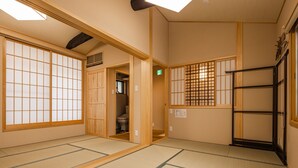 Premium Double Room - Kouhaku Kinkaku Fuku (Kyoto)