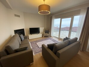 Living area - KIVANC KONAKLAMA-RENTAL PRIVATE VILLAS (Sapanca)