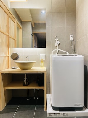Bathroom - Kouhaku Kinkaku Kotobuki (Kyoto)