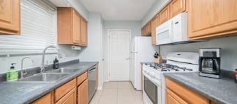 Right At Home-Midland Destination Getaway-reduced due to cancellation