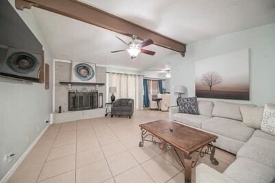 Right At Home-Midland Destination Getaway-reduced due to cancellation