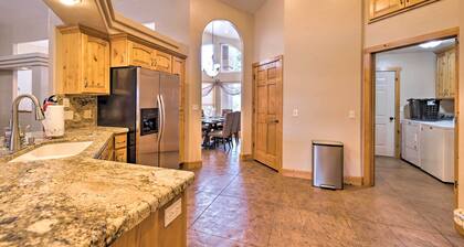 Hurricane Home w/ Pool & Spa ~ 25 Mi to Zion!