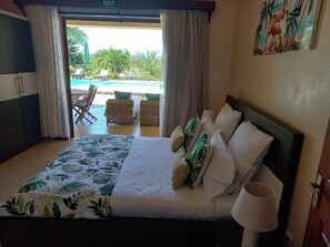 4 bedrooms, iron/ironing board, free WiFi, bed sheets