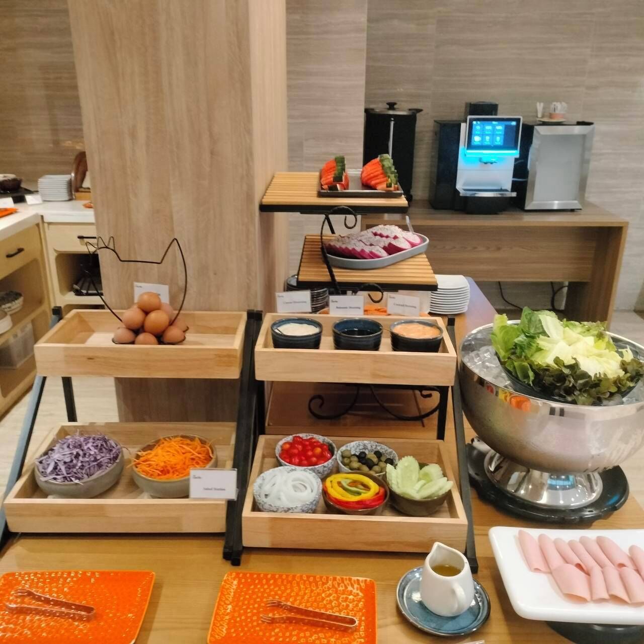 Daily buffet breakfast for a fee