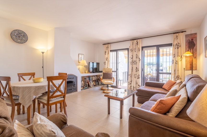 Villa 'Casablanca 23' Con Vistas Al Mar Cerca De La Playa Con Piscina Compartida Y Wi-fi - Frigiliana