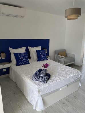 1 bedroom, bed sheets - RENOVATED Studio “Ti Kay des Salines” (Sainte-Anne)
