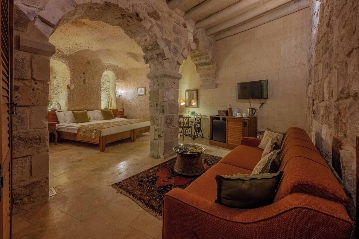 Uranus - Fully Cave & Jacuzzi | Ausblick vom Zimmer