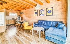 TV, foosball, table tennis - 2 bedroom beautiful home in Sarbinowo (Sarbinowo)
