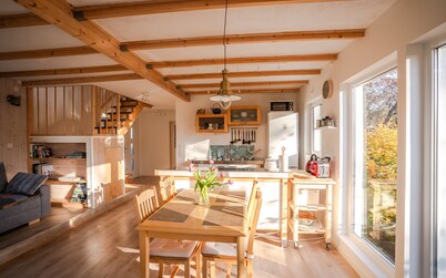 Sunny Swedish cottage surrounded by forest & tranquillity