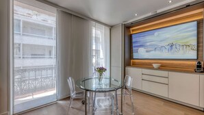 Dining - Arundel Croisette - 100m Beach Palais - Free Parking AC Fibre (Cannes)