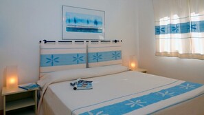 2 bedrooms, iron/ironing board, travel crib, free WiFi