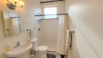 Shower, towels