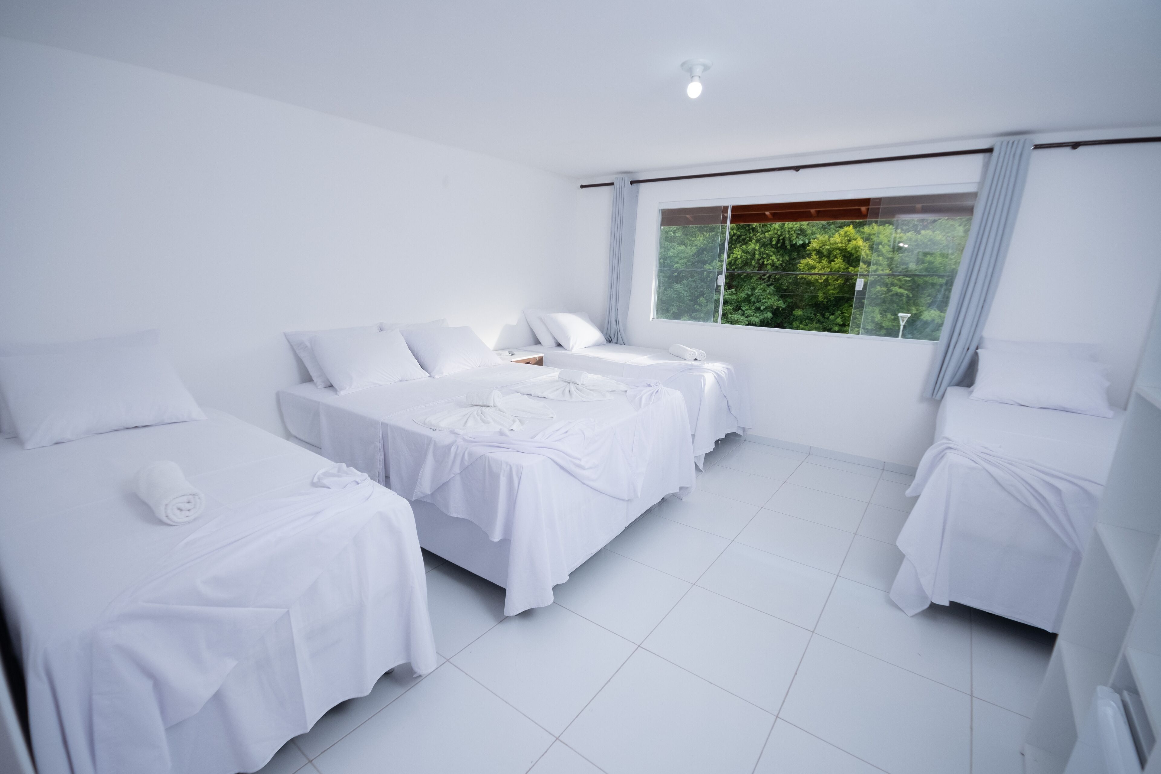 Minibar, Schreibtisch, Bügeleisen/Bügelbrett, kostenloses WLAN