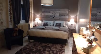 Mas Provençal luxury completely renovated 15 minutes from Aix en Pce