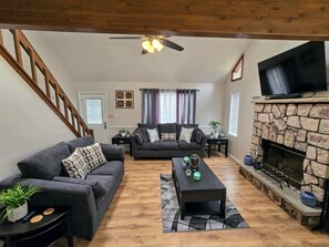 TV connectée, cheminée