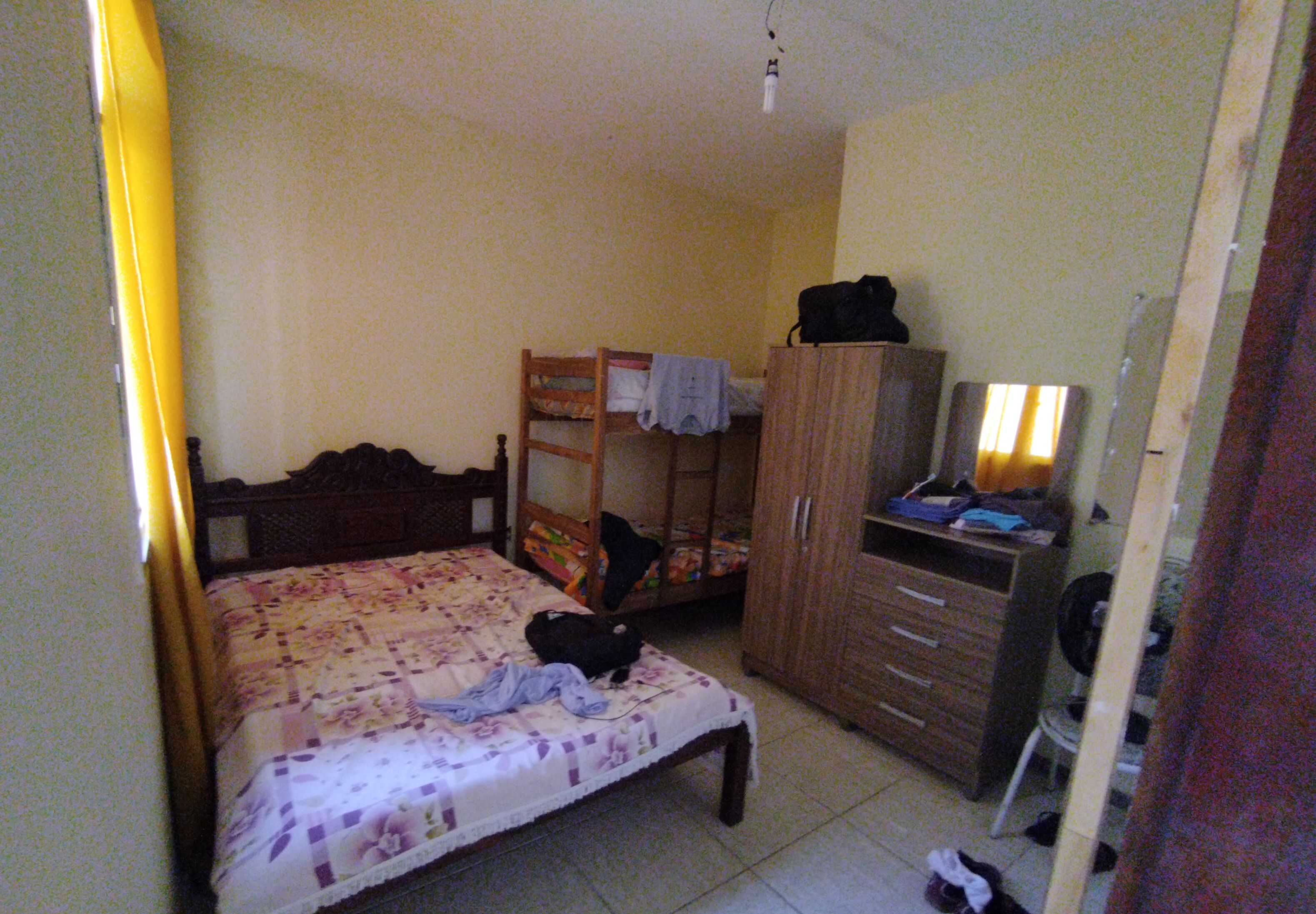 3 slaapkamers, een strijkplank/strijkijzer, gratis wifi