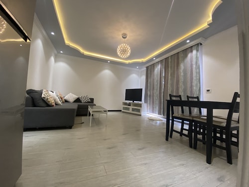 Located about 1.5km from the airport. Our guest house can accommodate up to 7 pl