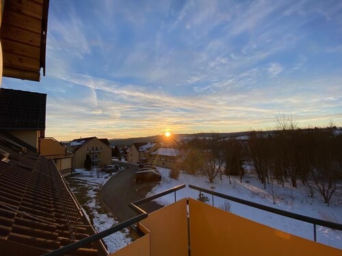Apartment "Auersbergblick" with balcony for hiking, cross-country skiing, biking and saunas 