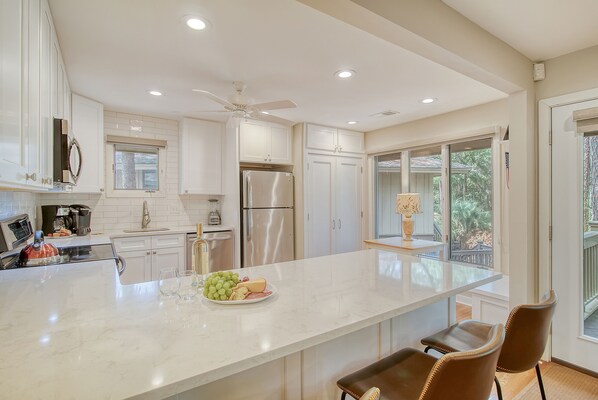 Fridge, microwave, oven, stovetop - Community pool, dock, river views! (Kiawah Island)