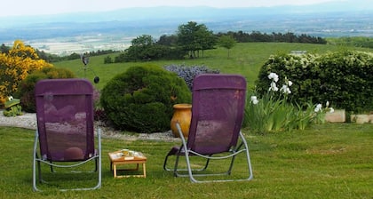 Havre de paix avec jardin et vue - au Bouillat dâAnty