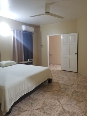 1 bedroom, WiFi - Marshan villa 1 apartment (Montego Bay)