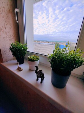 Suite Standar | Wi-Fi gratis dan seprai linen