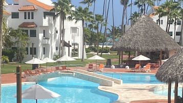 Apartamento superior | Terraço/pátio