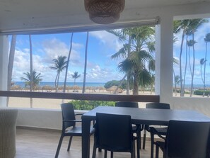 Luxury Apartment | Terrace/patio