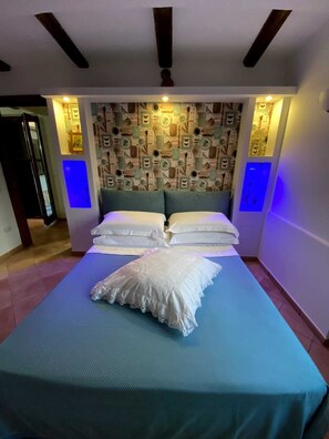 3 bedrooms, iron/ironing board, travel crib, free WiFi - GIUALI House, in Sorrento coast (Massa Lubrense)