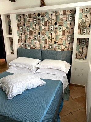 3 bedrooms, iron/ironing board, travel cot, free WiFi - GIUALI House, in Sorrento coast (Massa Lubrense)