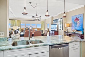 Interior - Dive into Paradise at Beach Manor 405! Pool & Beach ~ Just a Shell's Throw Away (Miramar Beach)