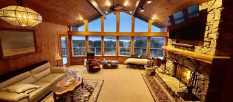 Grande Vista at Highpointe Lake Bellaire