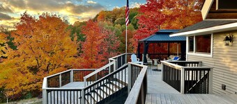 High Point Bellaire - Panoramic Lake Views - Private Hilltop Retreat – Sleeps 14