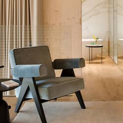 1 bedroom, premium bedding, pillow-top beds, minibar