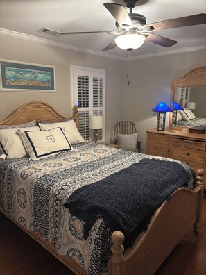 5 slaapkamers, een kluis op de kamer, een strijkplank/strijkijzer