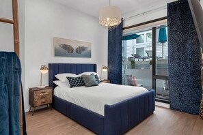 2 bedrooms, desk, iron/ironing board, free WiFi