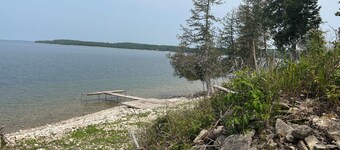 Lake House with an eagle eye view of the bay and lake access