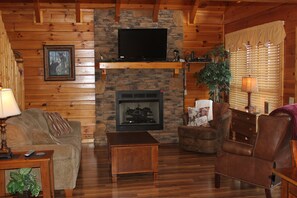 Smart TV, fireplace