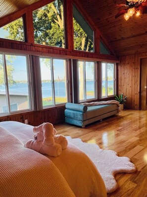 5 habitaciones, escritorio, tabla de planchar con plancha y wifi 