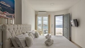 Panoramic Suite | In-room safe, iron/ironing board, WiFi (free), bed sheets - Maroulinas View Studios & Apartments (Mykonos)