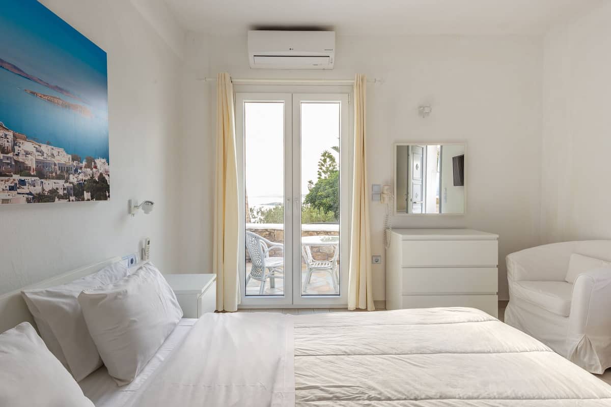 Studiosuite | Zimmersafe, Bügeleisen/Bügelbrett, kostenloses WLAN, Bettwäsche