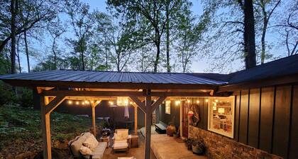 Honeycomb Waterfront Lakehouse with deep water dock