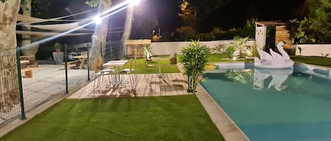 Piscine extérieure