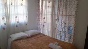 2 Schlafzimmer, Schreibtisch, kostenloses WLAN, Bettwäsche