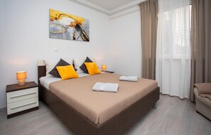 2 quartos, Wi-Fi de cortesia, roupa de cama