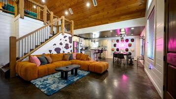 Smart TV, fireplace, video games, books