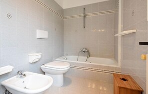 Shower, hair dryer