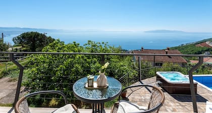 Pet friendly home in Bregi with house sea view