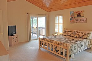 3 bedrooms, iron/ironing board, travel cot, free WiFi